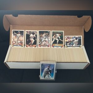 1993 Topps Baseball Card Near Set 824 / 825 - No Jeter